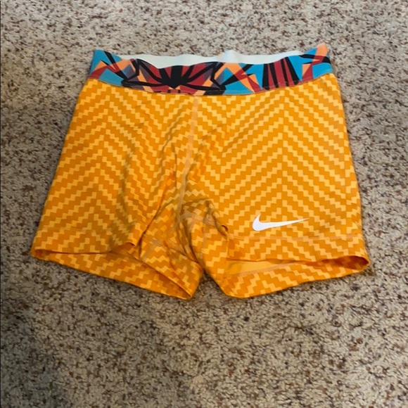 Nike Pants - nike pro spandex